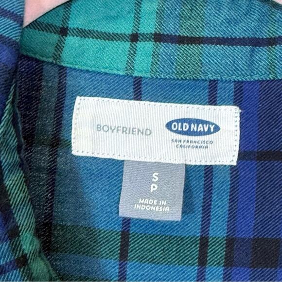 Old Navy, Plaid Boyfriend Button Down Shirt in Blue and Green. Size Small. - Picture 3 of 6